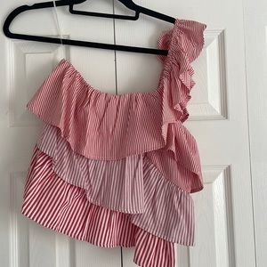 Vici one should ruffle top medium